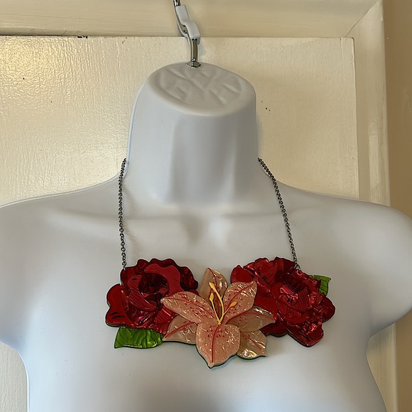 Erstwilder Tickled Pink Necklace - LARGE - Picture 4 of 11